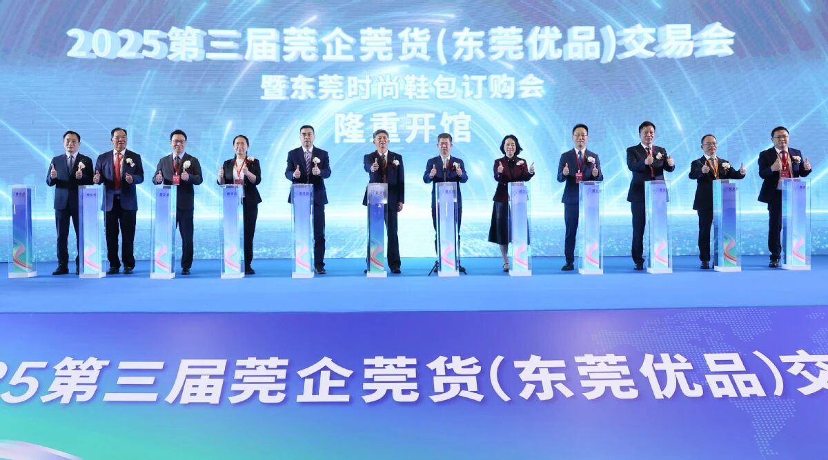 1765619496306799.jpg c774311a5d61a4b17578d39de01fb4c3.jpg